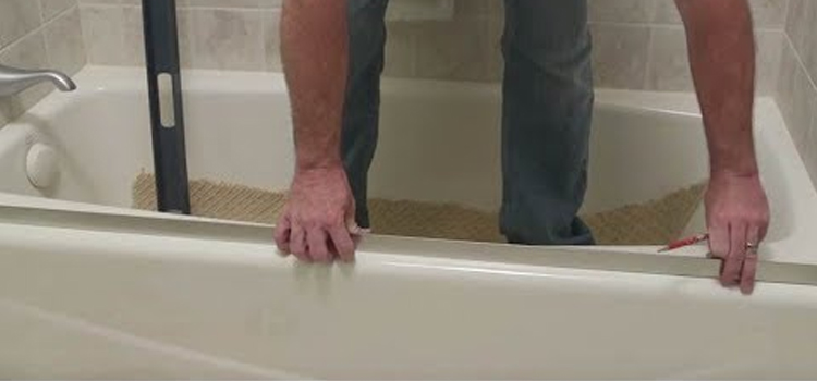 Sliding Shower Door Repair in Palm Coast